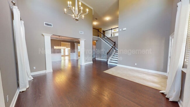 Building Photo - 2588 Cody Dr