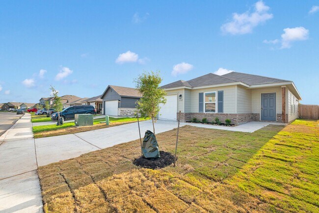 Building Photo - New Construction 3 bed 2 bath home on the ...