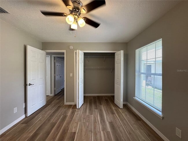 Building Photo - 1151 W Minneola Ave