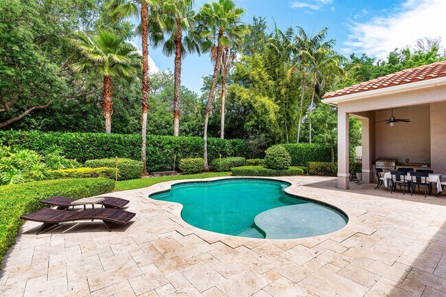 Building Photo - 12121 Sunnydale Dr
