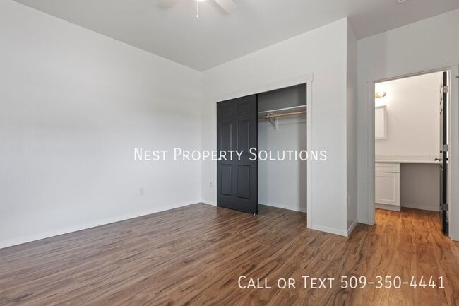 Building Photo - 45 Grant Dr