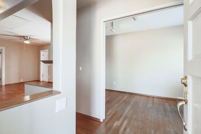 Building Photo - 4465 Arch St