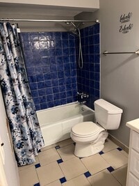 Building Photo - Beautiful 2 bedroom, 1.5 bath Condo in Wes...