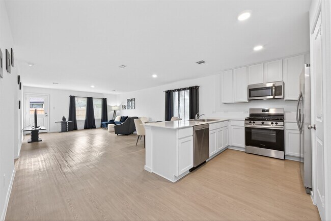 Building Photo - 10720 Ellerston Rd
