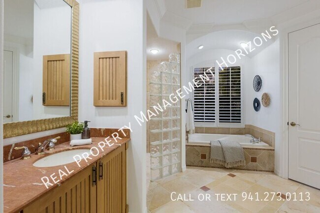 Building Photo - 4668 Tuscana Dr