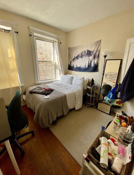 Apt 27 - 108 Peterborough St