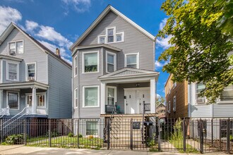 Building Photo - 2842 N Avers Ave