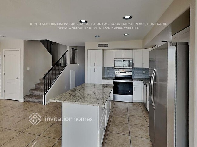 Building Photo - 12319 W Medlock Dr