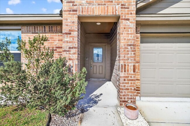 Building Photo - 7230 Tristan Dr