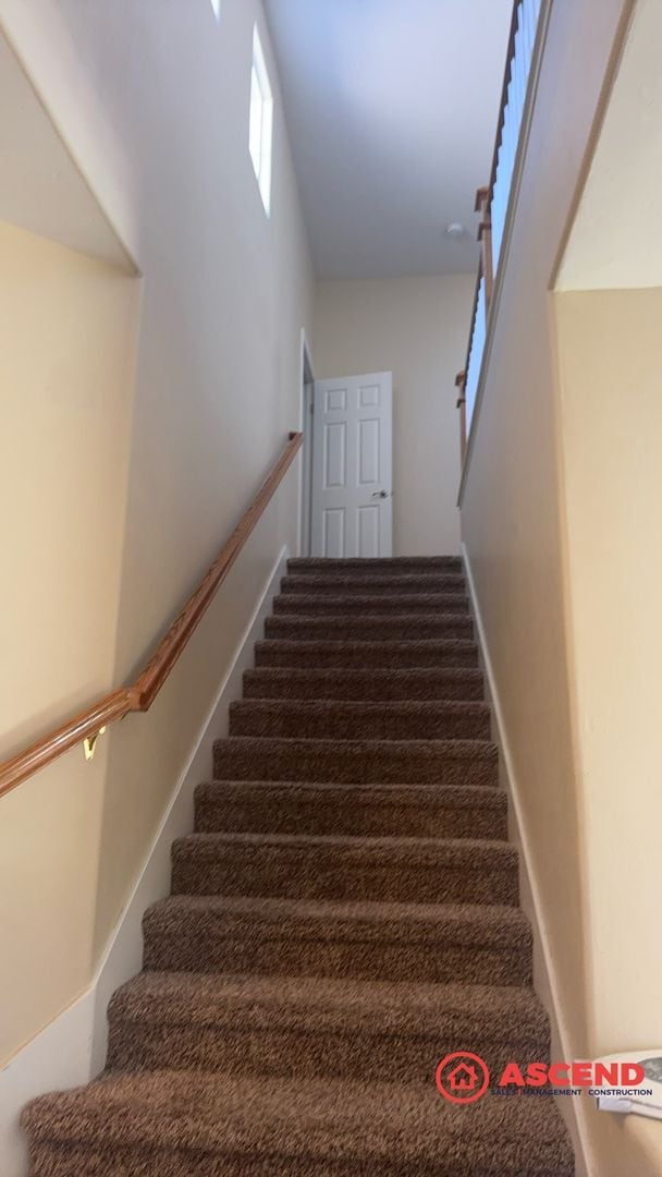 Building Photo - Splendid 5 Bedroom Off Westside Parkway!