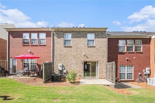 Building Photo - 2279 Hawks Bluff Trail NW