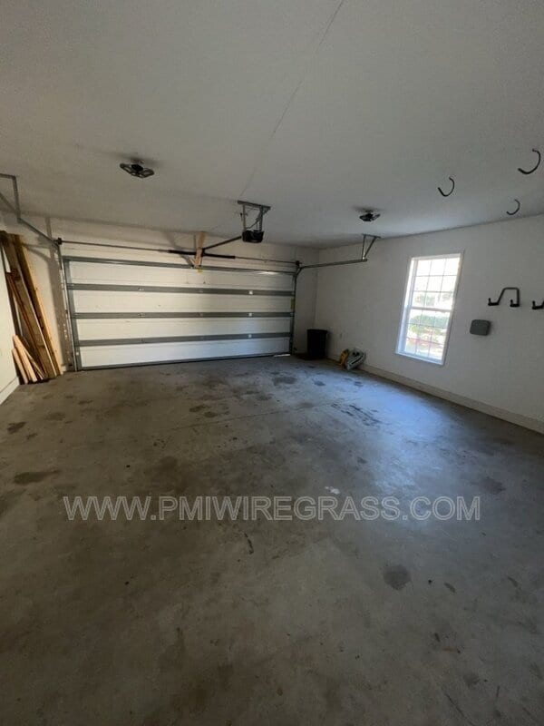 Building Photo - 628 Joe Bruer Rd