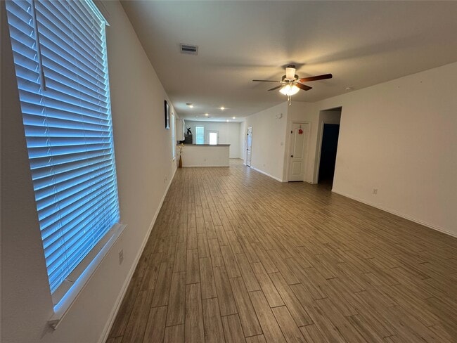 Building Photo - 31303 Whitfield Ct