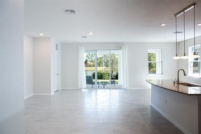 Building Photo - 2207 Midnight Pearl Dr