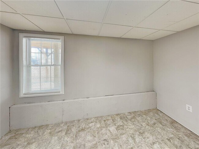 Building Photo - 178 Wyngate Ct