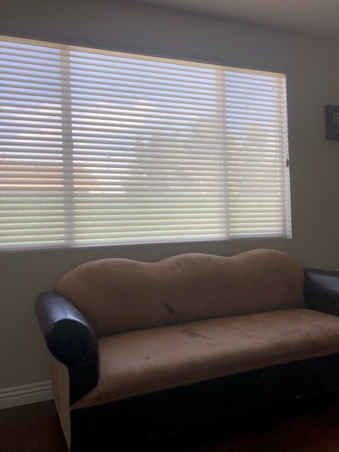 Building Photo - 2300 Sarah Ct