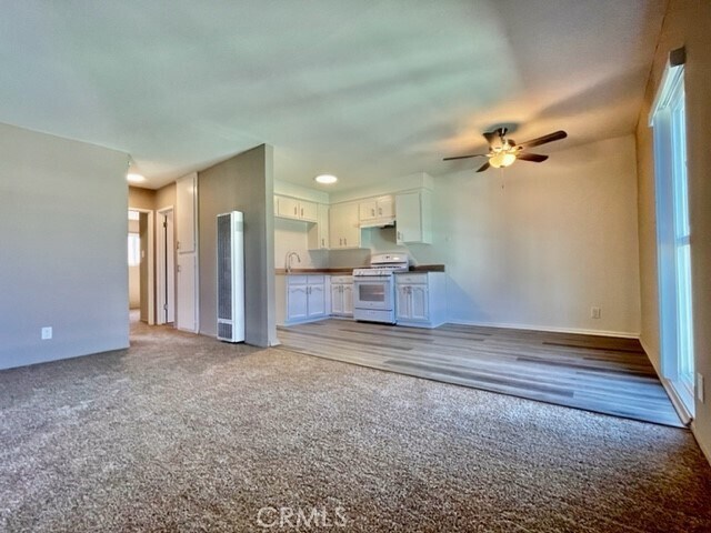 Building Photo - 815 N Rose Ave