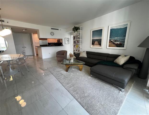 Building Photo - 901 Brickell Key Blvd