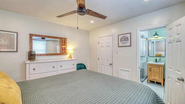 Building Photo - 117 Newport Ct