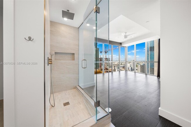 Building Photo - 1100 Biscayne Blvd