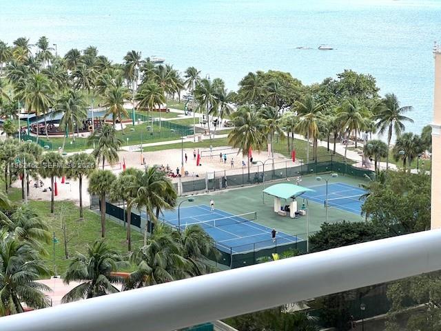 Building Photo - 1717 N Bayshore Dr