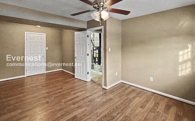 Building Photo - 36015 Wilderness Shores Way