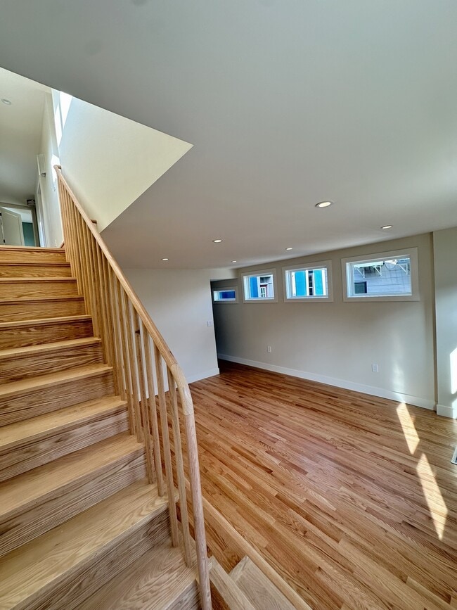 Building Photo - 2606 Larkins Way