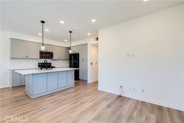 Building Photo - 9690 Aire Pl