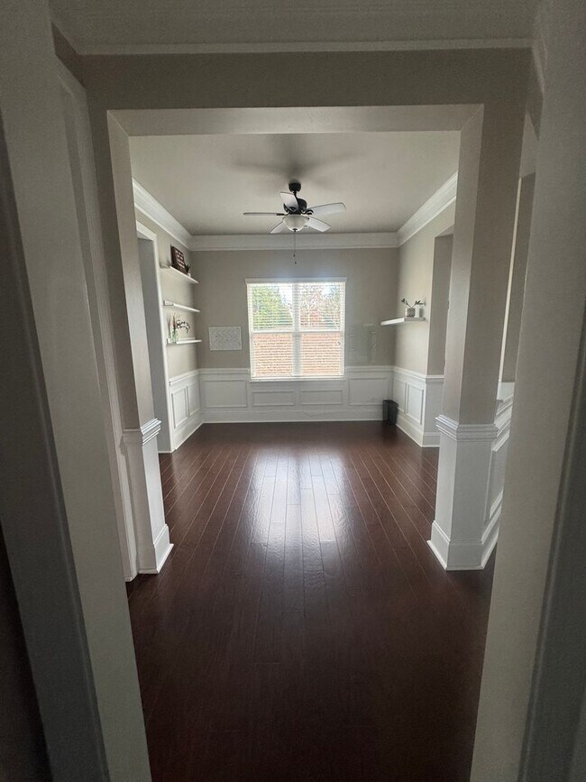 Building Photo - Park South Station Home Available Now!