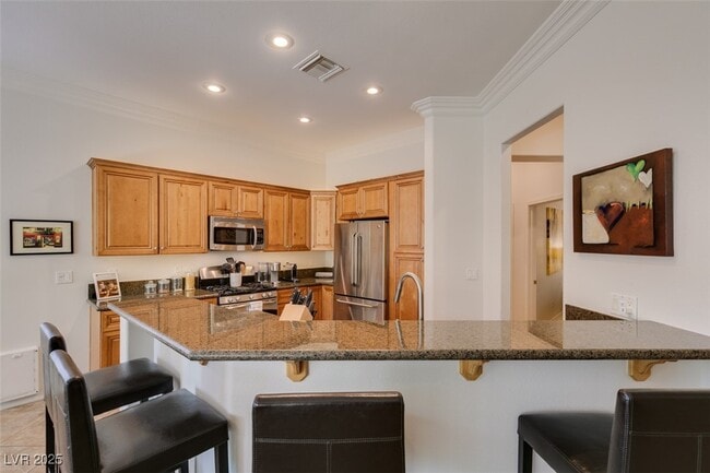 Building Photo - 46 Fountainhead Cir