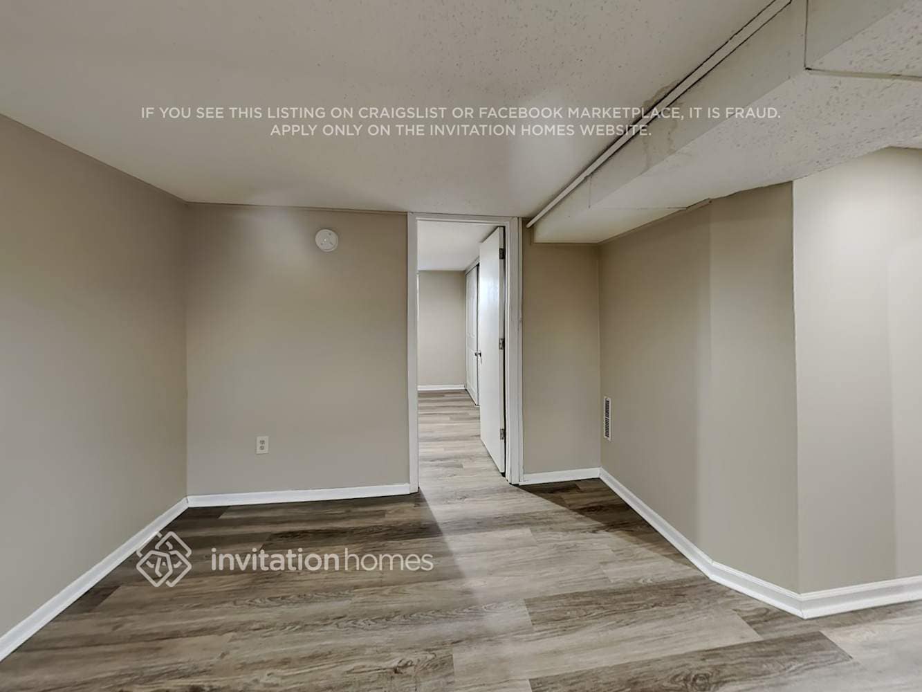 Building Photo - 3112 Nevada Ave S