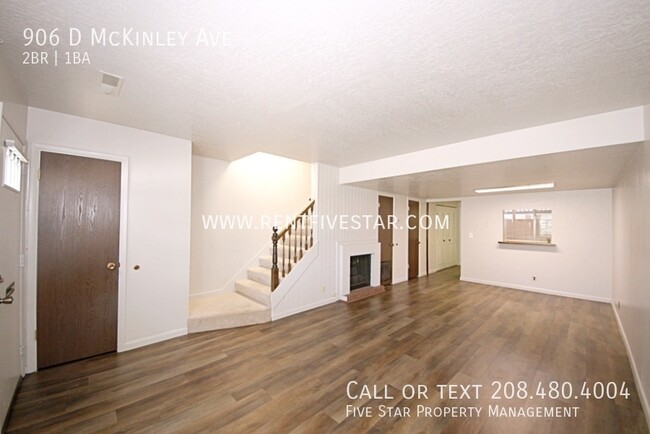 Building Photo - 906 McKinley Ave