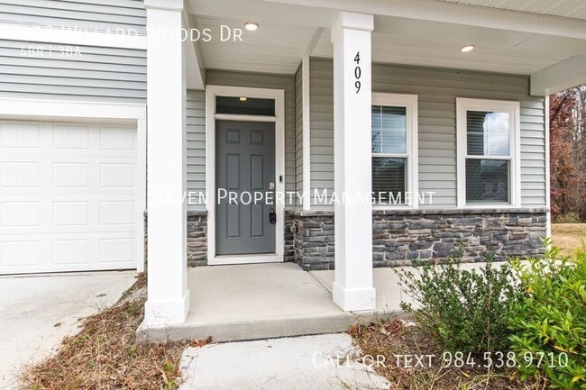 Building Photo - 409 Willard Wds Dr