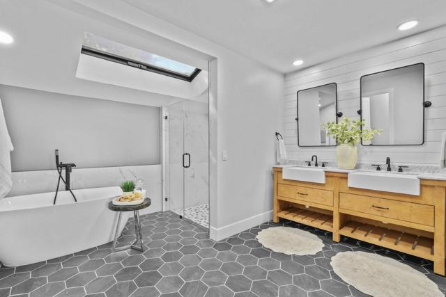 Building Photo - 1051 Via Rancho Pkwy