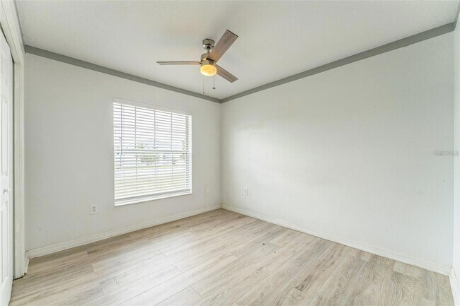 Building Photo - 205 Golf Aire Blvd