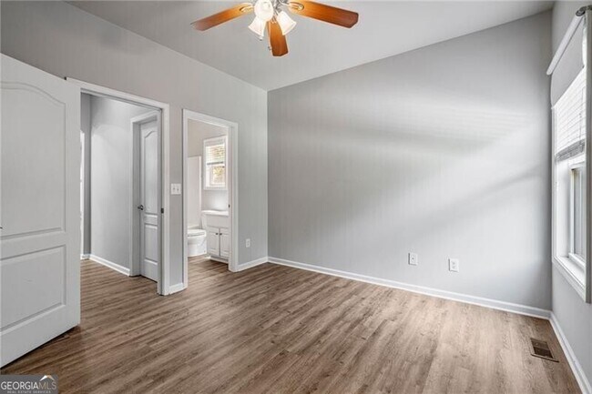 Building Photo - 3687 Vine Springs Trce