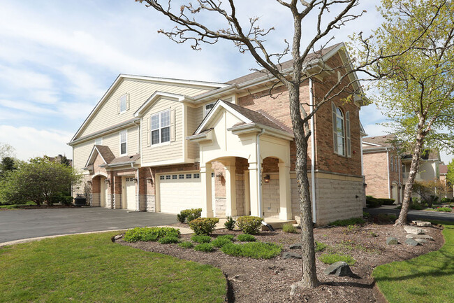 Building Photo - 1359 Scarboro Rd