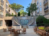 Building Photo - 1315 East Blvd