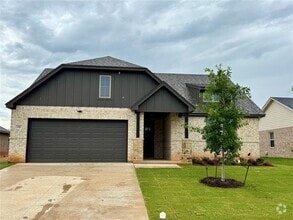 Building Photo - 616 Jameson