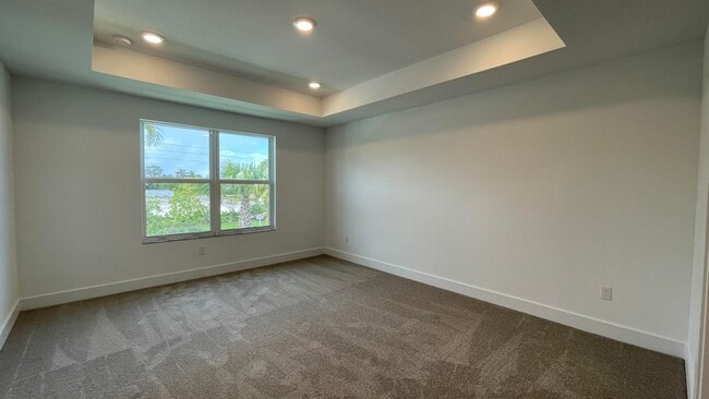 Building Photo - 209 Preserve Trl S