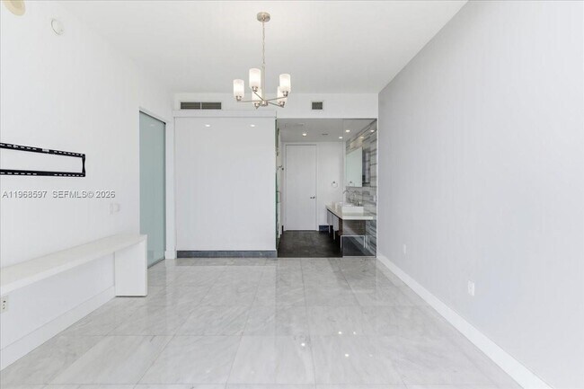 Building Photo - 1100 Biscayne Blvd