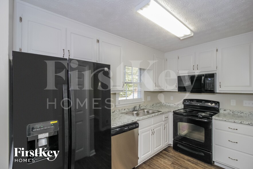 Building Photo - 4740 Govanett Rd