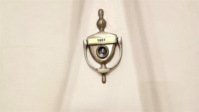 Building Photo - 531 N Ocean Blvd