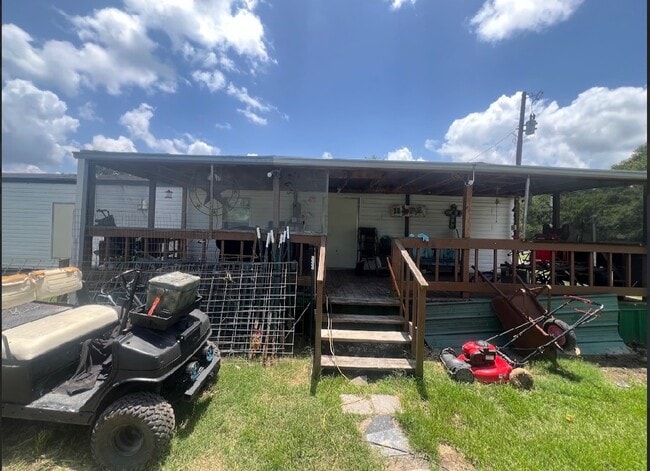 Building Photo - 216 Aztec Way