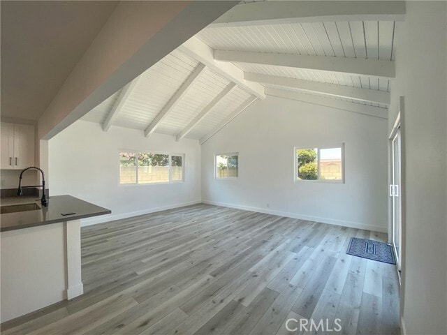 Building Photo - 10427 La Despensa Ave