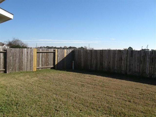 Building Photo - 1402 Chandler Cove