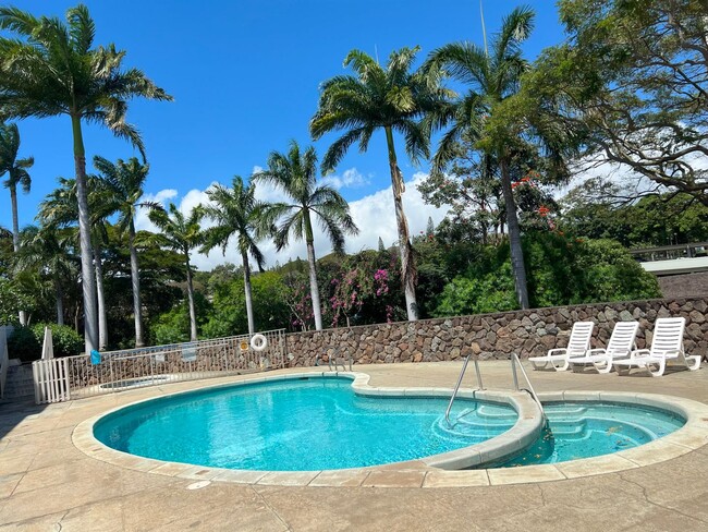 Building Photo - Pearlridge Gardens and Tower