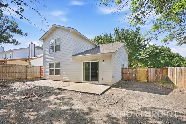 Building Photo - 4BR/2BA | Newly Renovated Single Family Home | 1-Car Garage Parking | In Dallas!