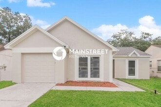 Building Photo - 3 Bedroom Pet-Friendly Home in Tampa, FL with Main Street Renewal