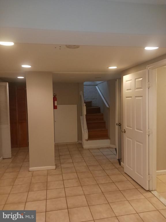 Building Photo - 1517 Beaver Heights Ln